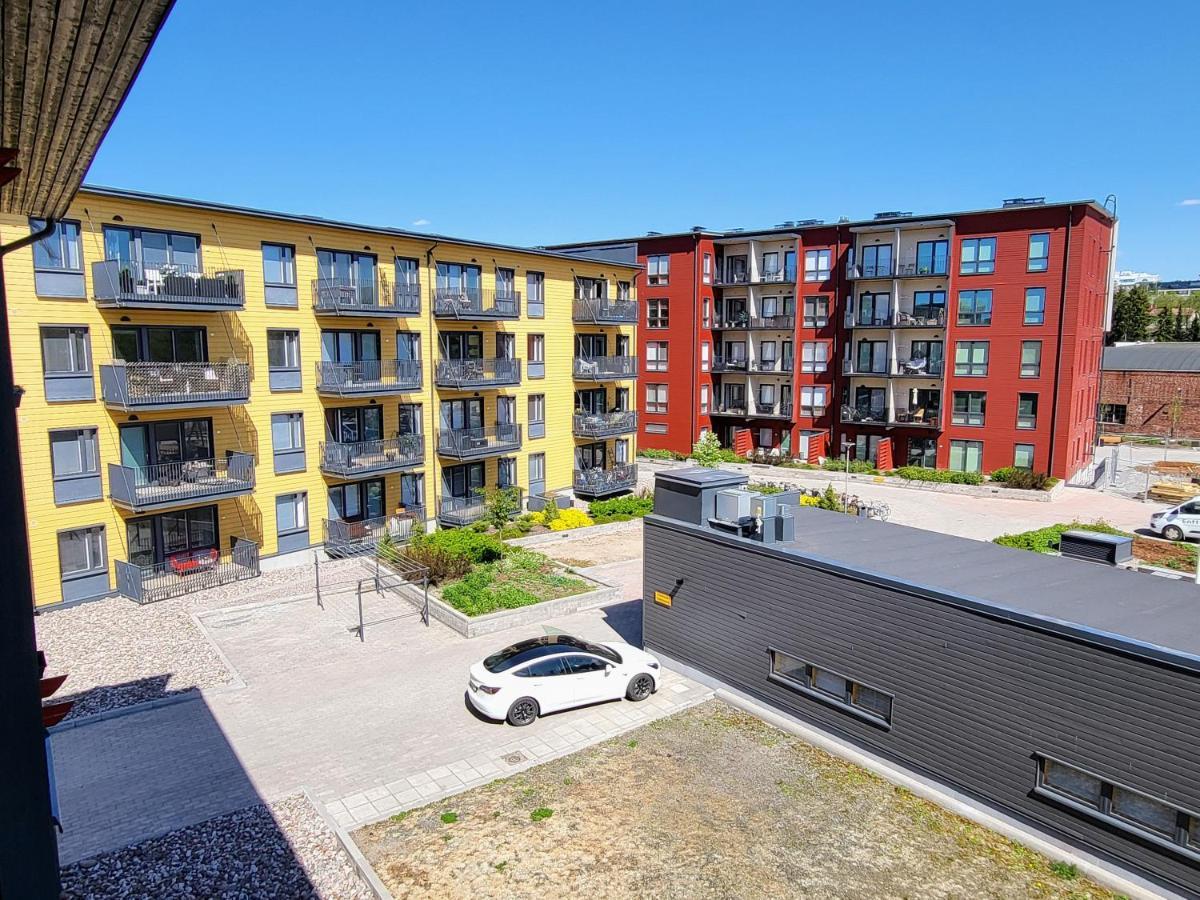 Two Room Apartment Near Harbour Турку Екстериор снимка