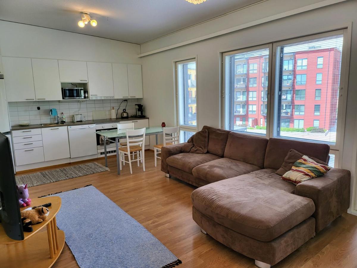 Two Room Apartment Near Harbour Турку Екстериор снимка
