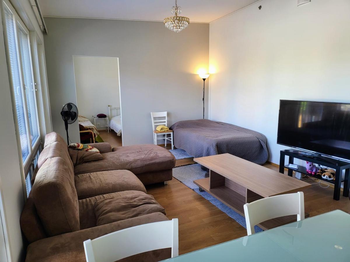Two Room Apartment Near Harbour Турку Екстериор снимка